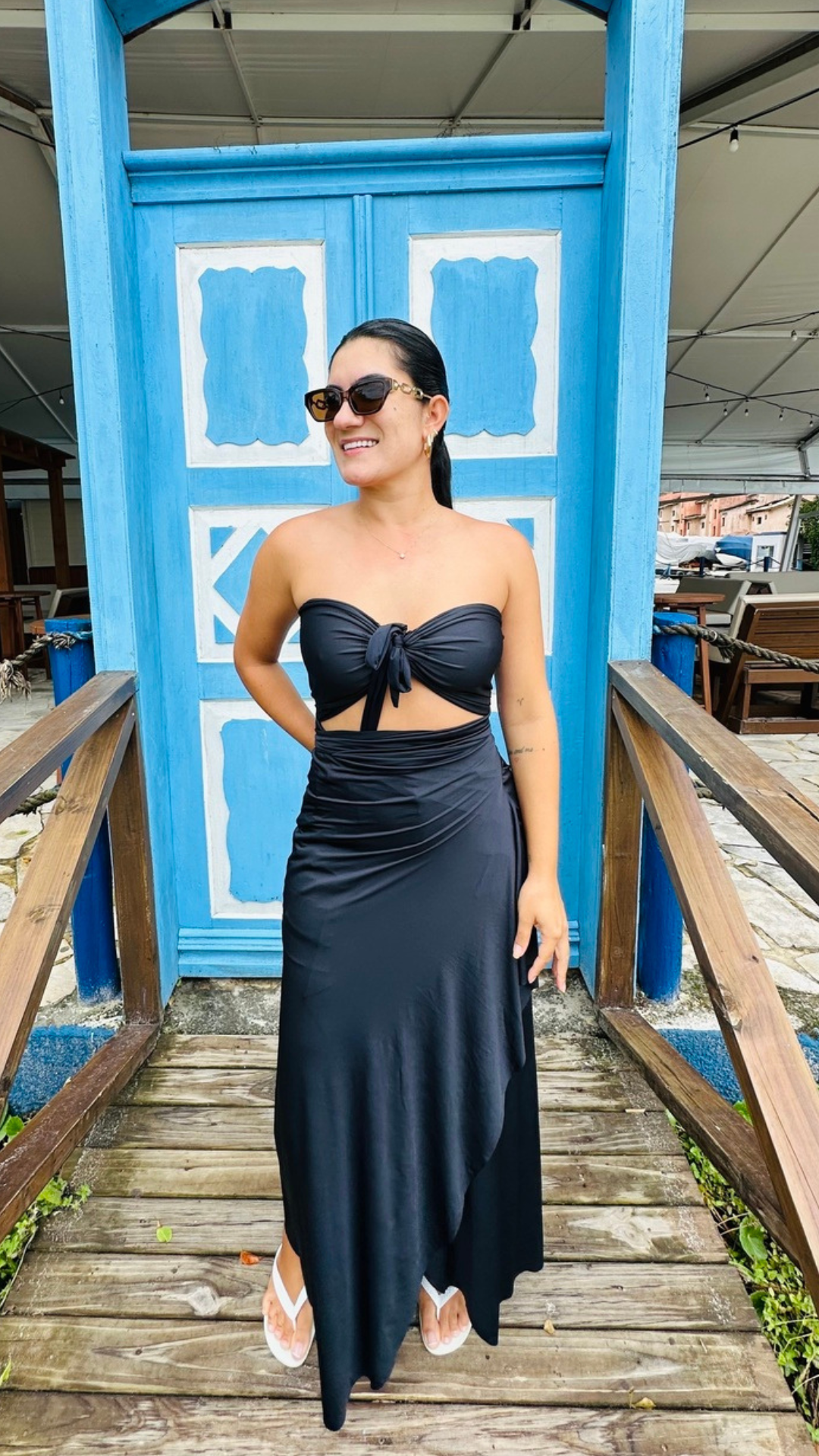 Conjunto Saída Mídi + Top Preto