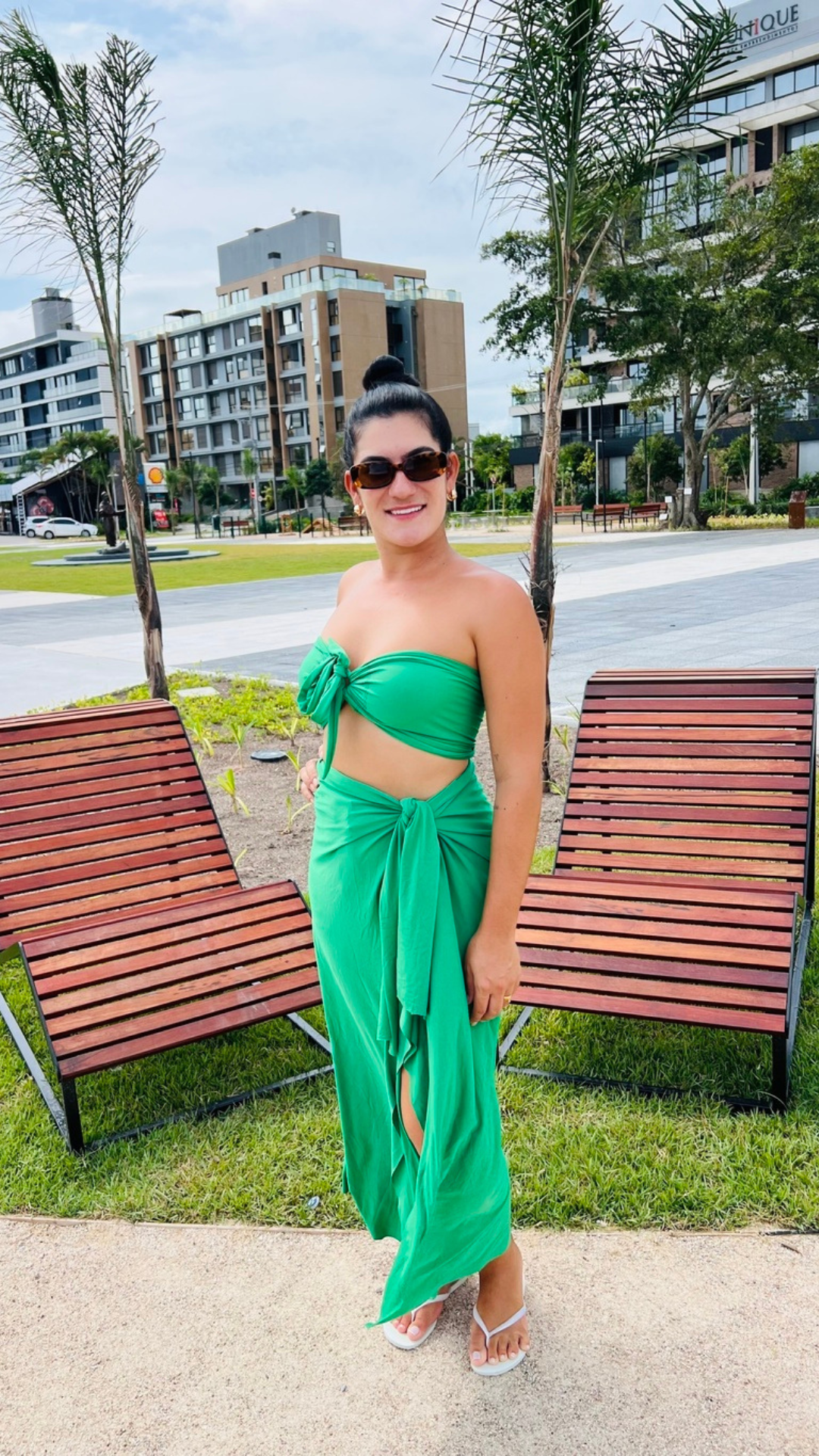 Conjunto Saída Mídi + Top Verde Bandeira